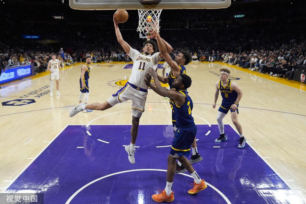 开激烈交锋 开激烈交锋